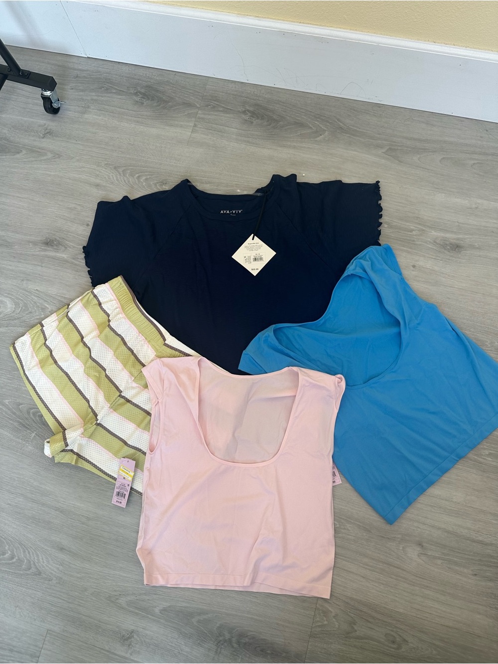Women’s Target Bundle Tops and Shorts XL all NWT